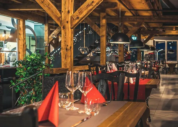 Le Manoir فندق فيوناز